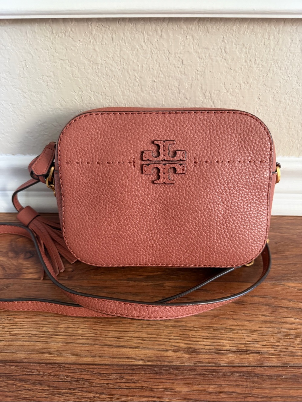 Tory Burch McGraw Pebbled Leather Crossbody camera style bag